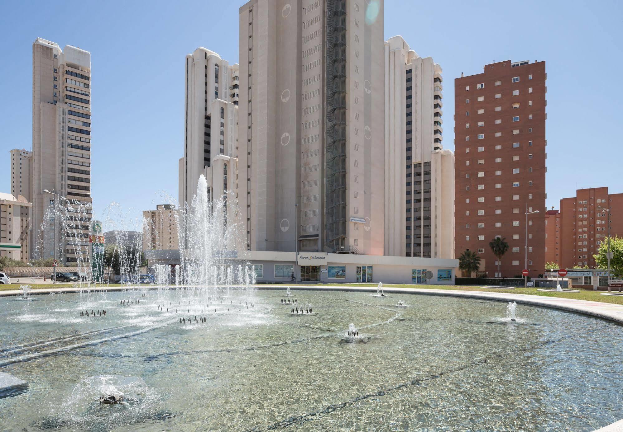 Pierre & Vacances Benidorm Levante Buitenkant foto